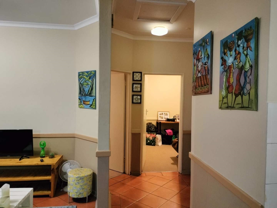 2 Bedroom Property for Sale in Langenhovenpark Free State